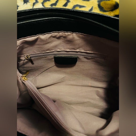 Black purse for sale - Picture 5 of 6